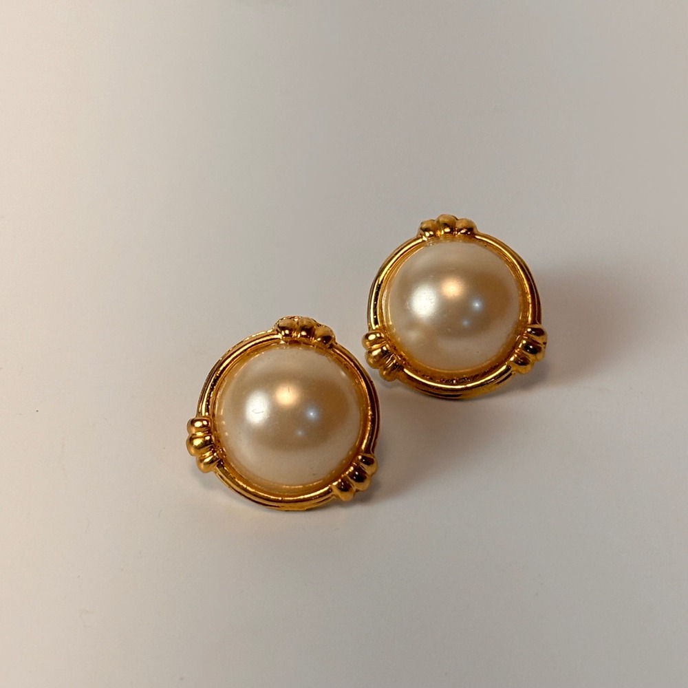 Vintage Faux Pearl Stud Earrings Gold Tone Round Statement Boho Chic 90s Style